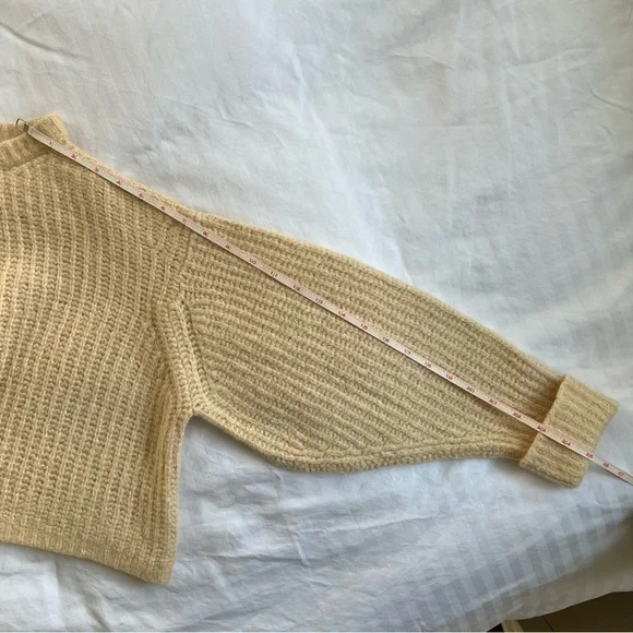 James Street Co Crop Textured Lowe in Butter - Picture 6 of 8